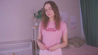 LatashaNewball live cam on Cam4