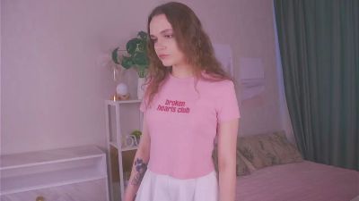 LatashaNewball live cam on Cam4