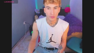 Latin_boysxx live cam on Cam4