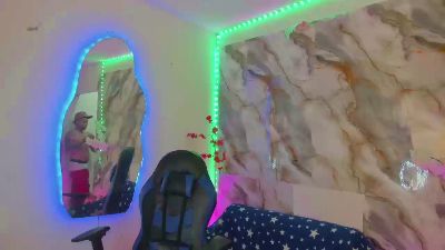 Latin_dotado live cam on Cam4