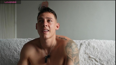 Latino_Milk_99 live cam on Cam4