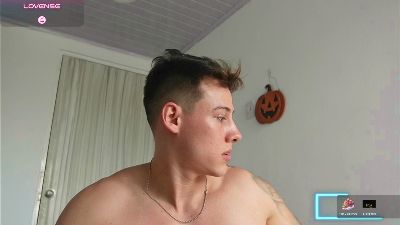 Latino_Milk_99 live cam on Cam4