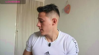 Latino_Milk_99 live cam on Cam4