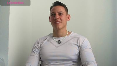 Latino_Milk_99 live cam on Cam4