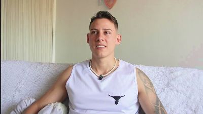 Latino_Milk_99 live cam on Cam4
