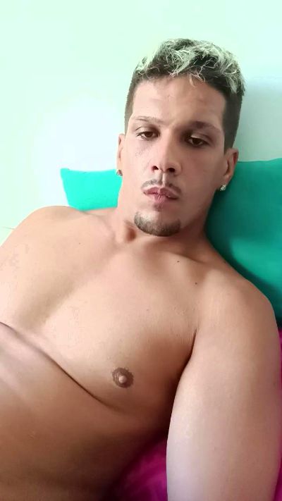 Latino_sexy live cam on Cam4