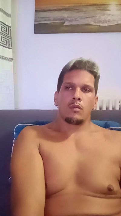 Latino_sexy live cam on Cam4