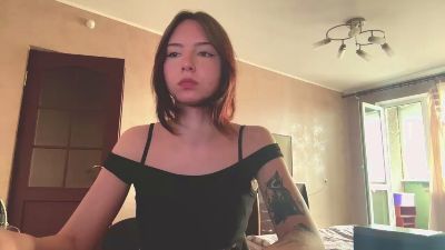 LatoriaSchoeb live cam on Cam4