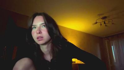 LatoriaSchoeb live cam on Cam4