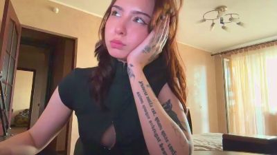 LatoriaSchoeb live cam on Cam4