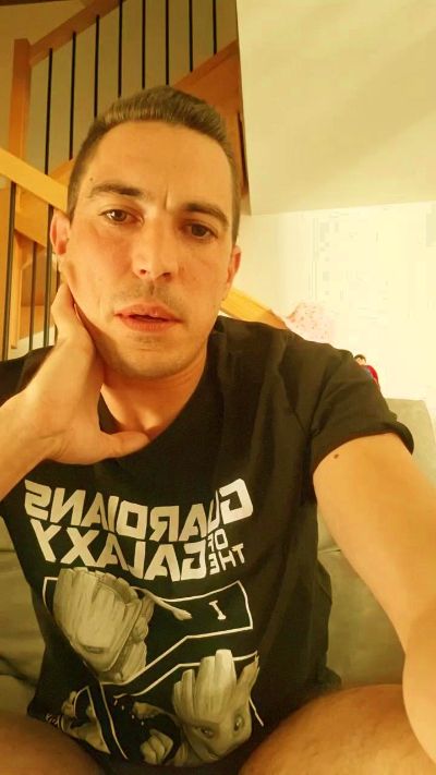 Latortuedu69 live cam on Cam4