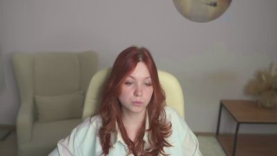 LatrinaDahill Live Cam and Statistics on UnifiedCams