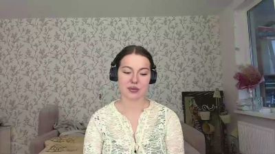 LauraRilling live cam on Cam4