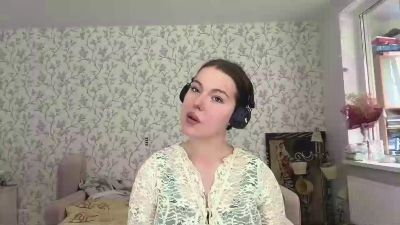 LauraRilling live cam on Cam4