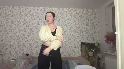LauraRilling live cam on Cam4
