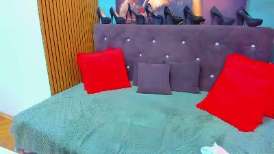 Laura_Sin live cam on Cam4