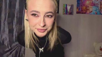 LaurelFairburn live cam on Cam4