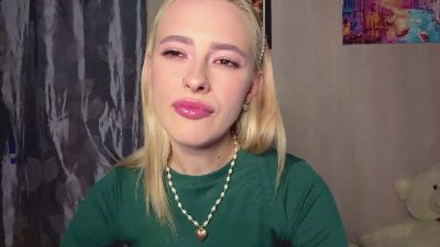 LaurelFairburn live cam on Cam4