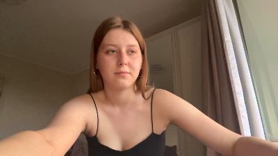 LaurelLeist live cam on Cam4