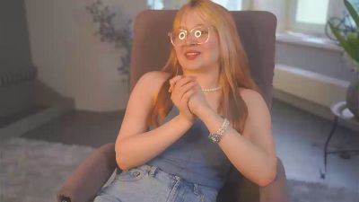 LaurenGeringer live cam on Cam4