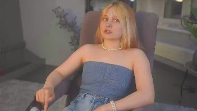 LaurenGeringer live cam on Cam4