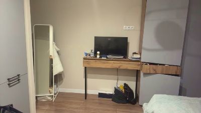 LaureneCables live cam on Cam4