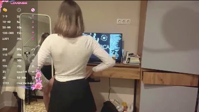 LaureneCables live cam on Cam4