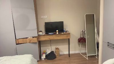LaureneCables live cam on Cam4