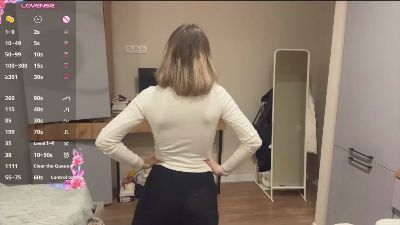 LaureneCables live cam on Cam4