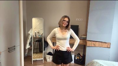 LaureneCables live cam on Cam4