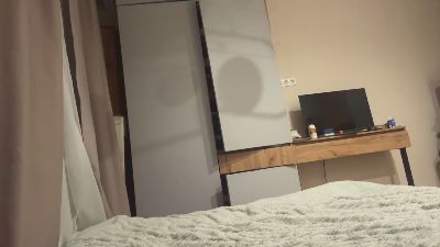 LaureneCables live cam on Cam4