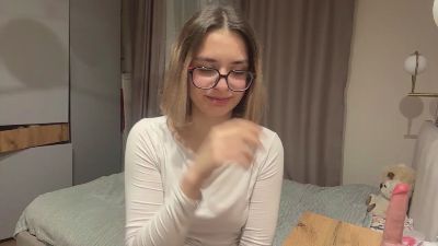 LaureneCables live cam on Cam4