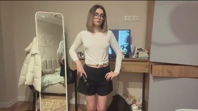 LaureneCables live cam on Cam4