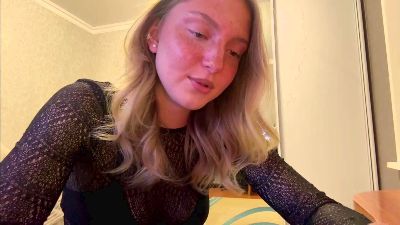LauretteGoss live cam on Cam4