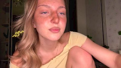 LauretteGoss live cam on Cam4