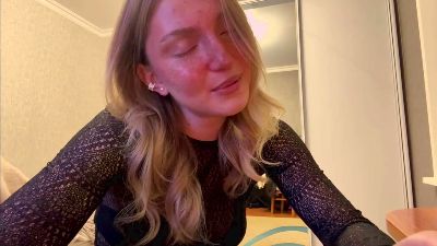 LauretteGoss live cam on Cam4