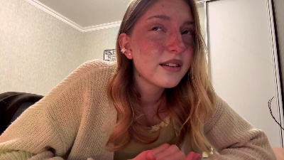 LauretteGoss live cam on Cam4
