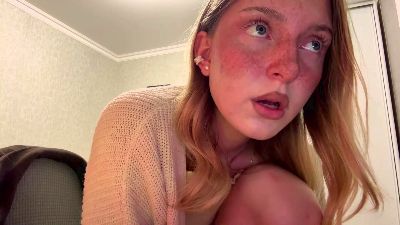 LauretteGoss live cam on Cam4