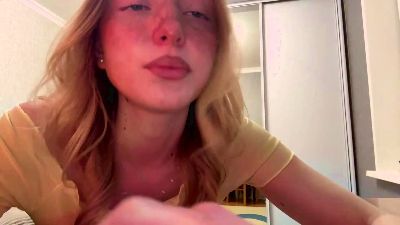 LauretteGoss live cam on Cam4