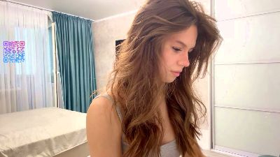 LaurieKempkens live cam on Cam4