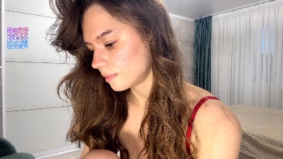 LaurieKempkens live cam on Cam4