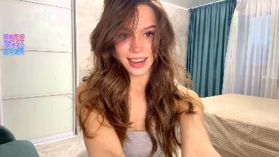 LaurieKempkens live cam on Cam4