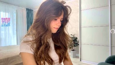 LaurieKempkens live cam on Cam4