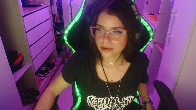 Lauriiis live cam on Cam4