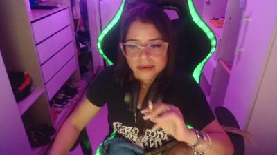 Lauriiis live cam on Cam4