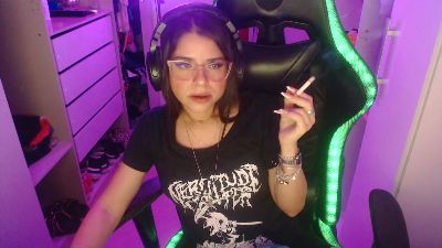 Lauriiis live cam on Cam4