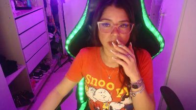 Lauriiis live cam on Cam4
