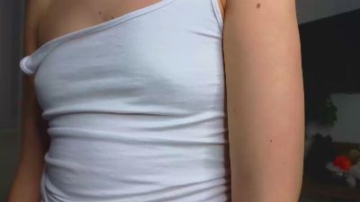LaurineNuon live cam on Cam4