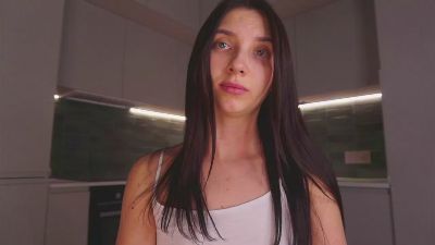 LaurineNuon live cam on Cam4