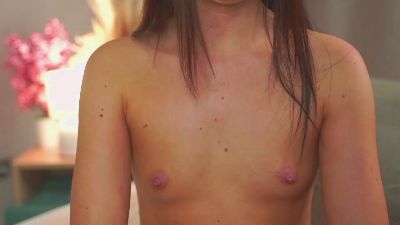 LaurineNuon live cam on Cam4